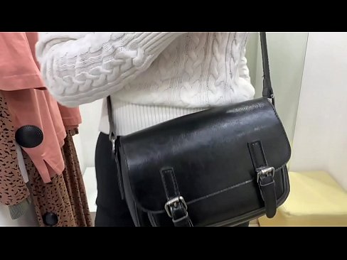 ❤️ Javna masturbacija mlade kurbe FeralBerry z dildom v garderobi ❌ Trdi porniči na sl.pornoklinge.ru ❤